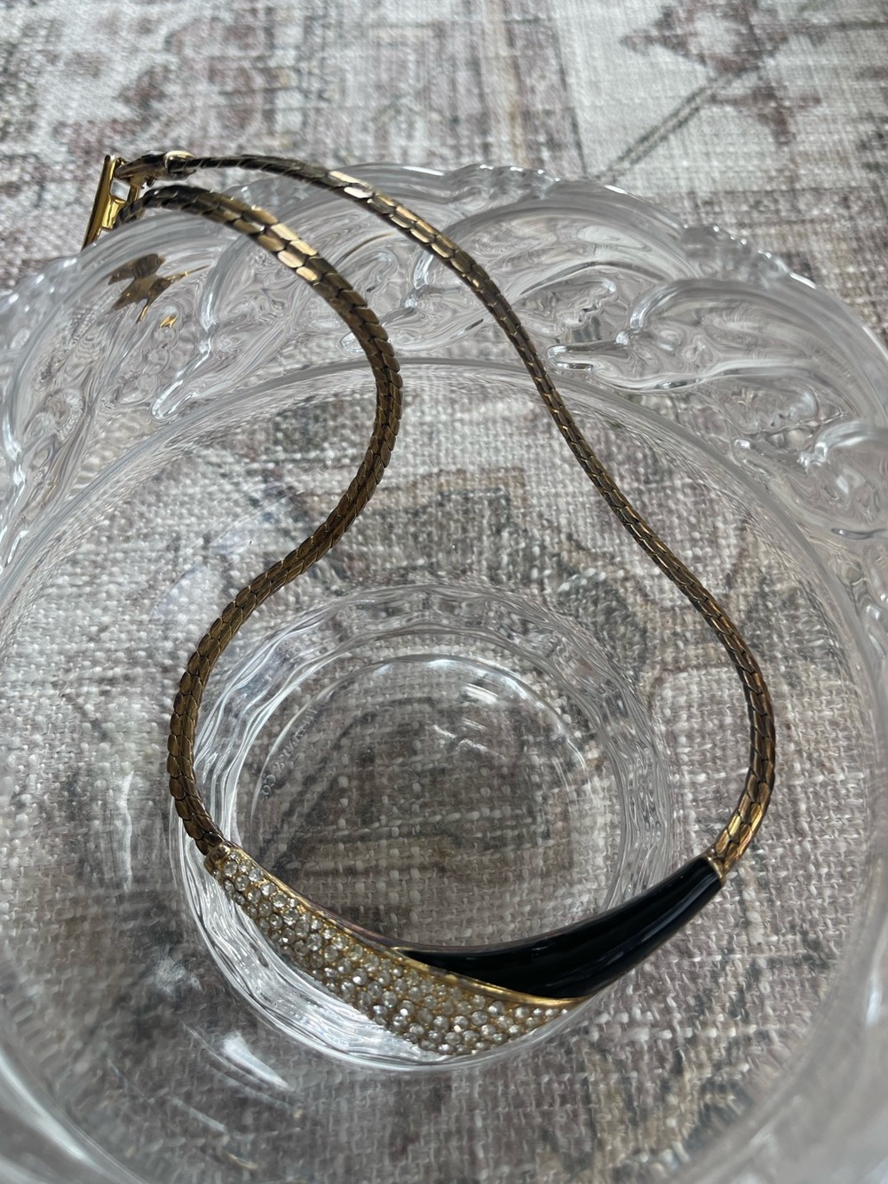 Oscar de la Renta Gold-Tone Black and Crystal Curved Necklace